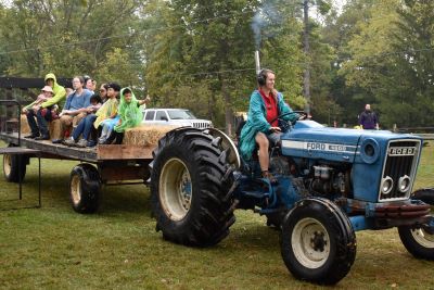 hayride photo